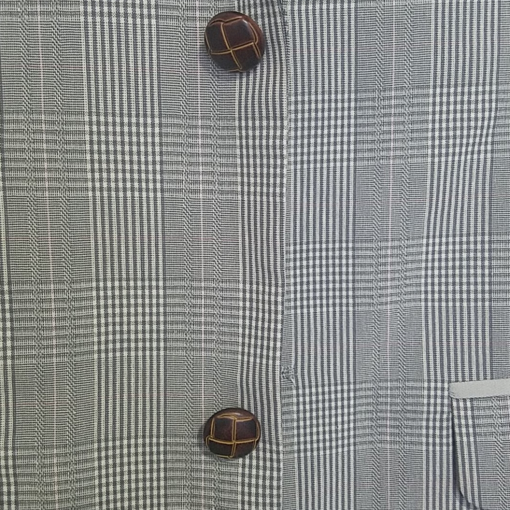Men' Summer Suits - Picture 2 of 7